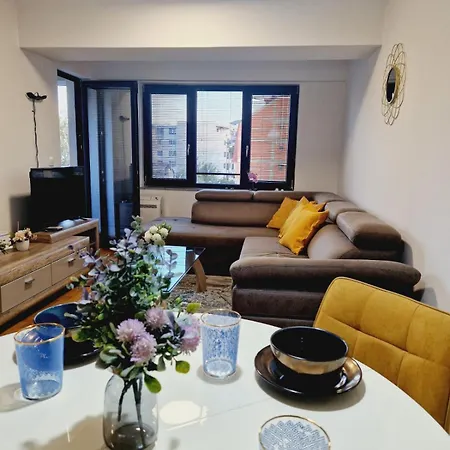 Kamche Lux Apartment Szkopje Kültér fotó